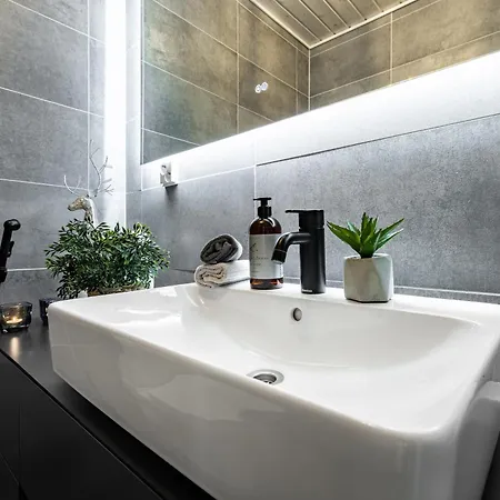 Cloudberry By Hilla Levi